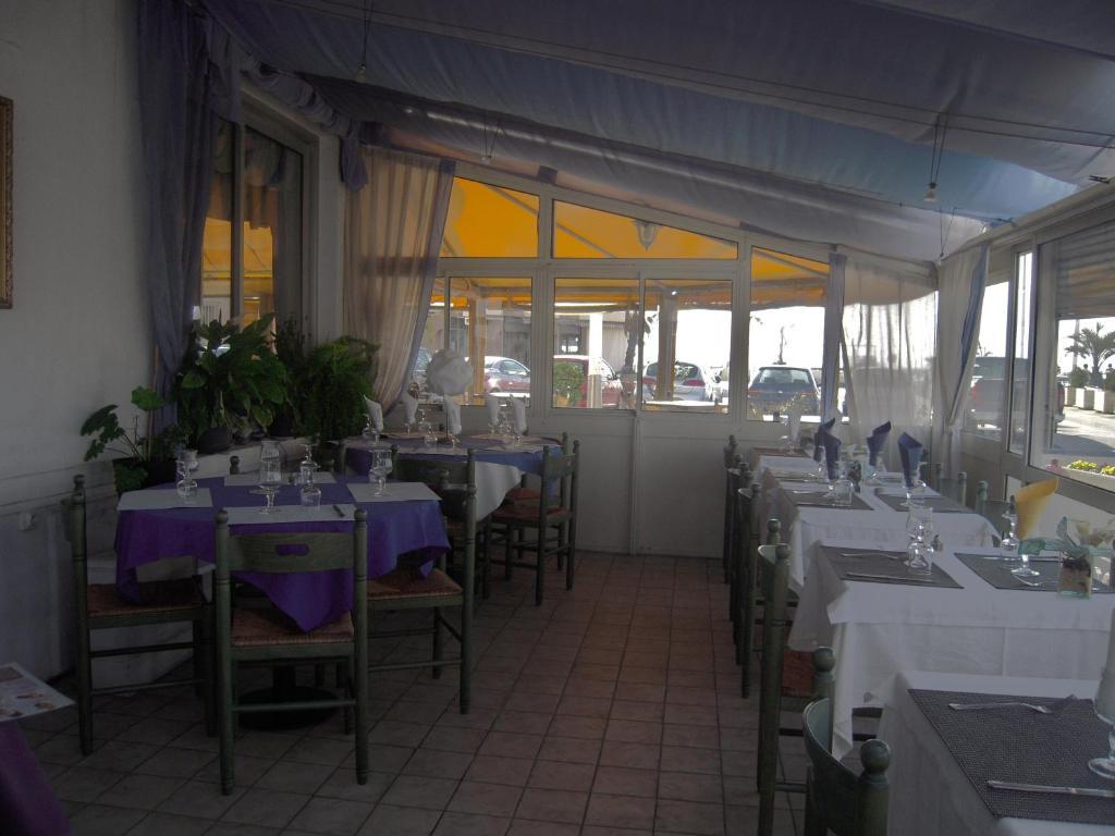News Hotel Carnon-Plage Exterior foto